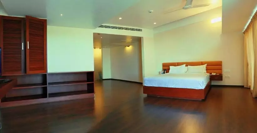 ホテル Malabar Residency