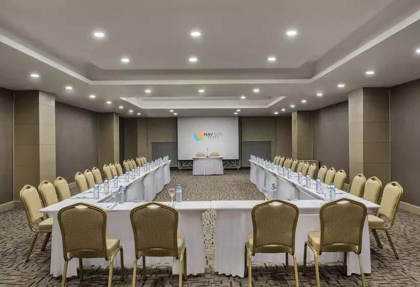 ホテル May Thermal Resort Spa