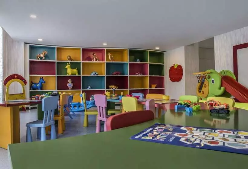 ホテル May Thermal Resort Spa