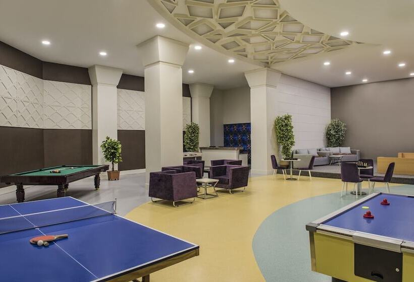 בית מלון כפרי May Thermal Resort Spa