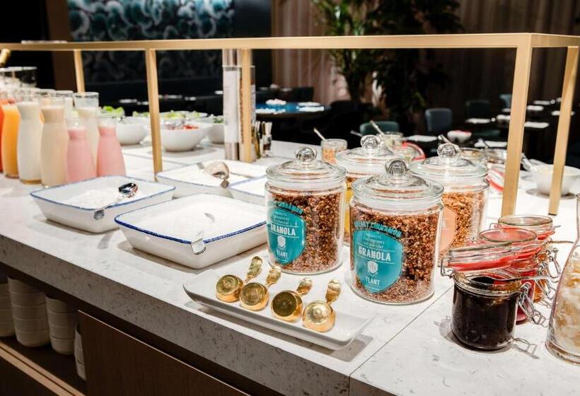 فندق NH Collection Antwerp Centre