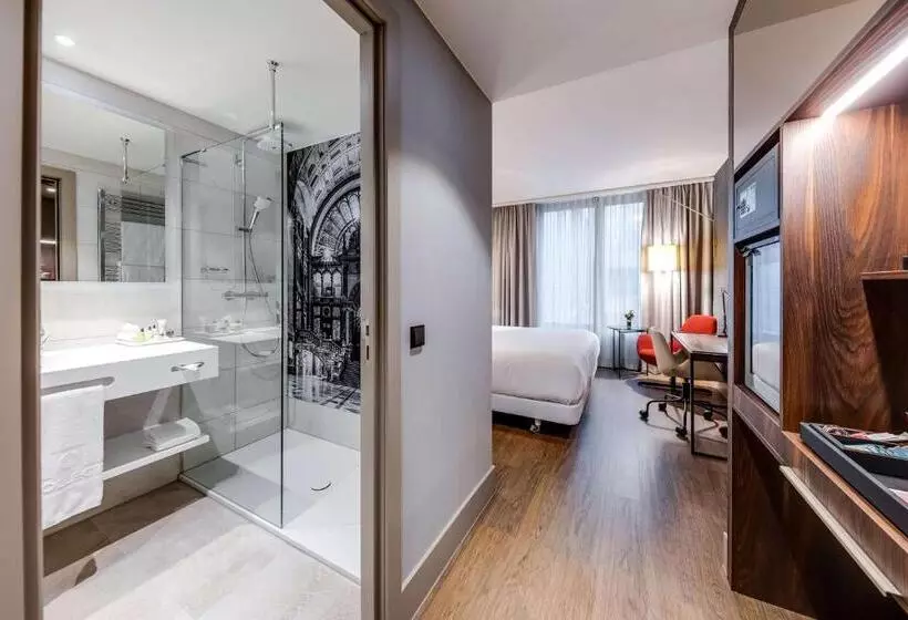 هتل NH Collection Antwerp Centre