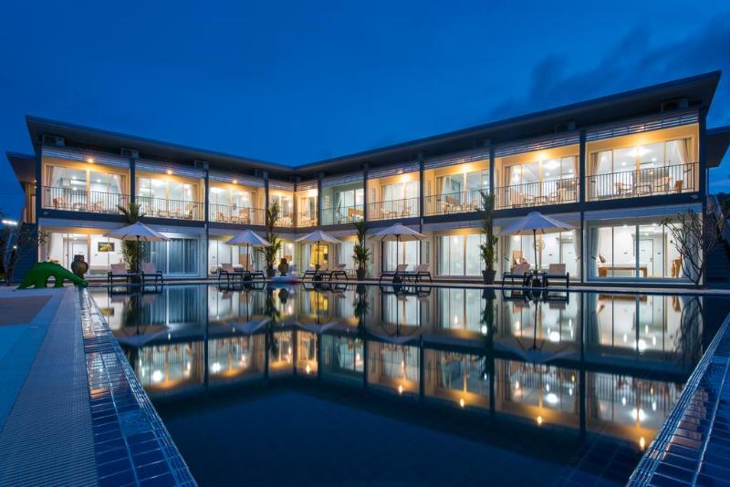 Отель Nice Lagoon Beach