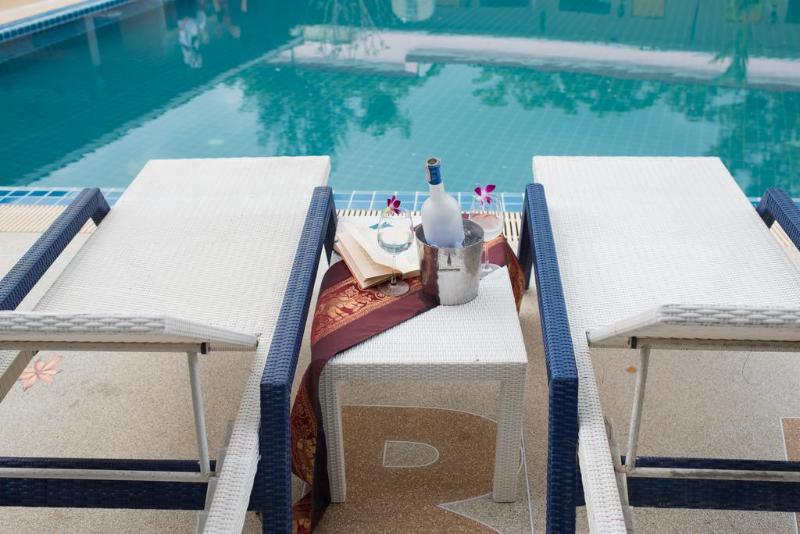 Отель Nice Lagoon Beach