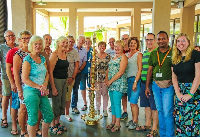 בית מלון כפרי Oak Ray Wild Yala