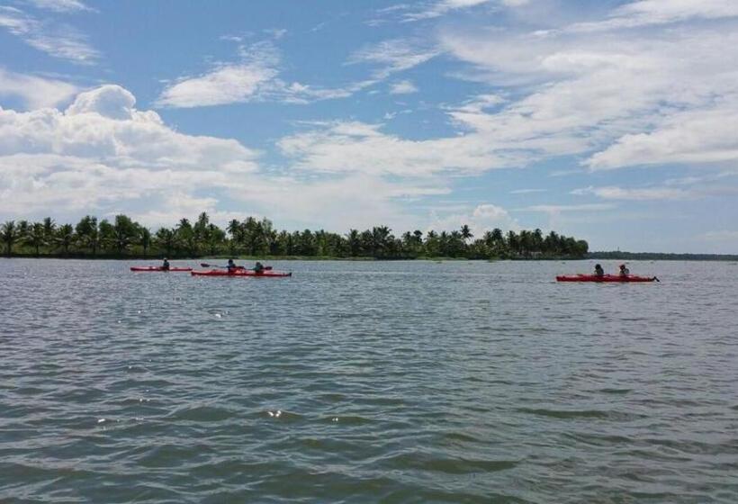 فندق Olam On The Lake