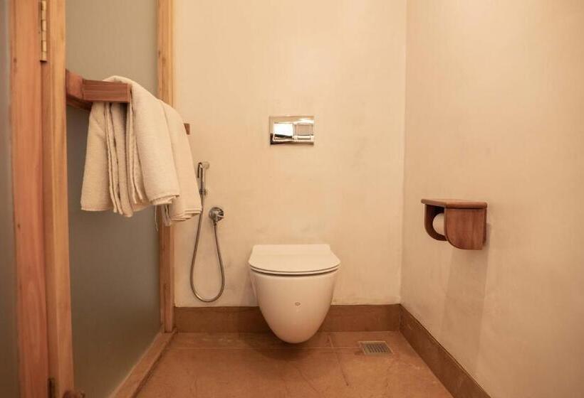 فندق Olam On The Lake