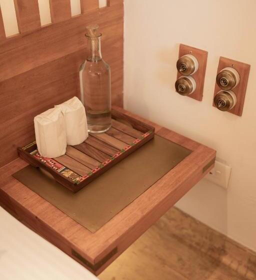 فندق Olam On The Lake