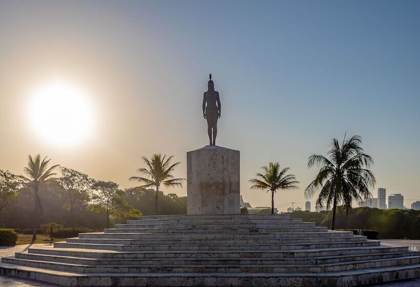 فندق Santa Catalina