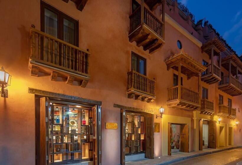 فندق Santa Catalina