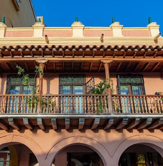 فندق Santa Catalina