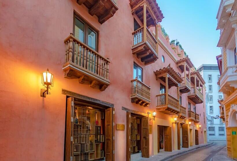 فندق Santa Catalina