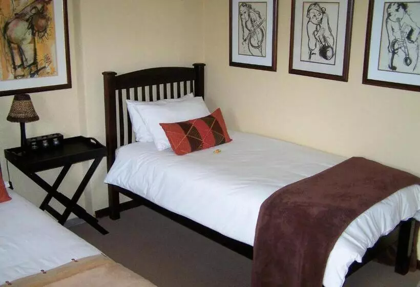 ペンション Big 5 Guest House