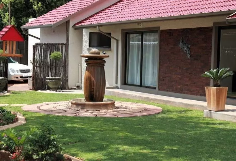 ペンション Big 5 Guest House