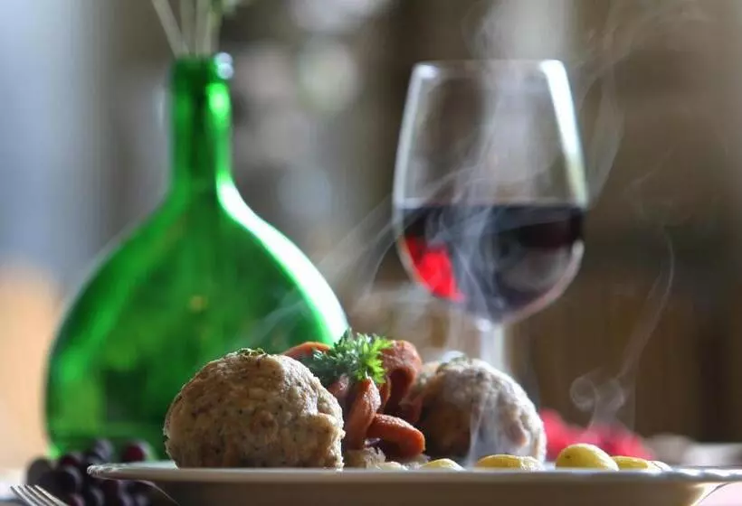 Majatalo Gasthaus Sonne Gbr