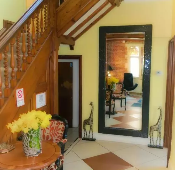 ペンション Godalming Hotel Guest House