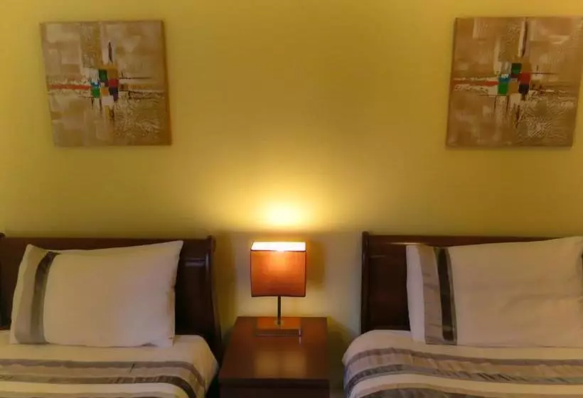 ペンション Godalming Hotel Guest House