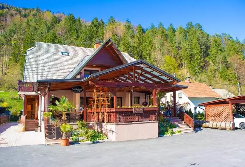 پانسیون Guesthouse Veranda