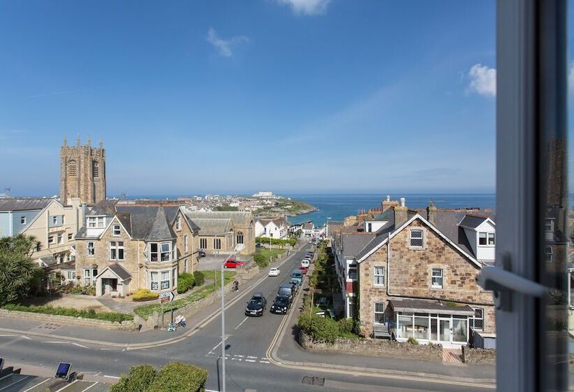 Пансион The Glendeveor