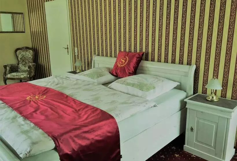 Pension Ramona   Hotel Garni