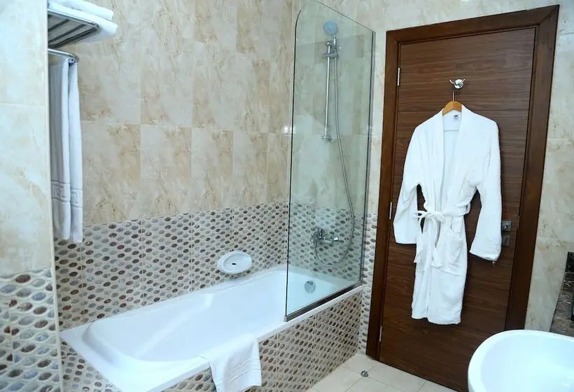 Tulip Al Barsha Hotel Apartment