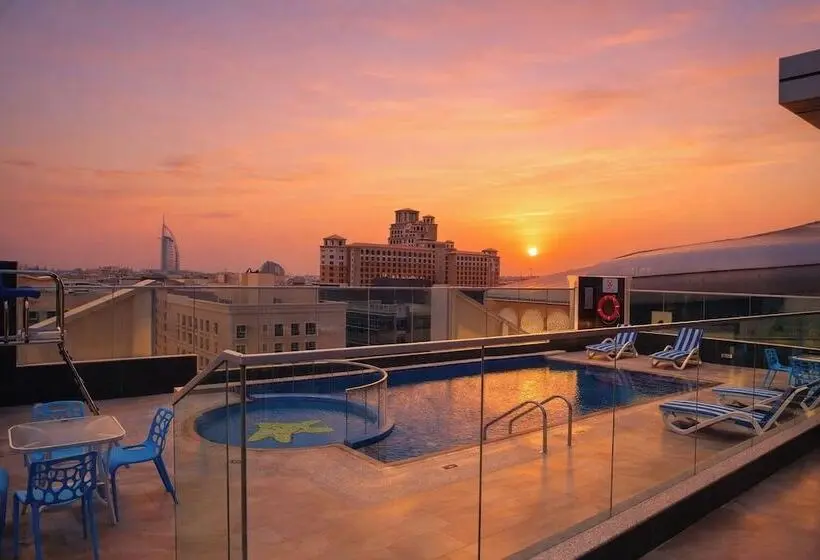 Tulip Al Barsha Hotel Apartment