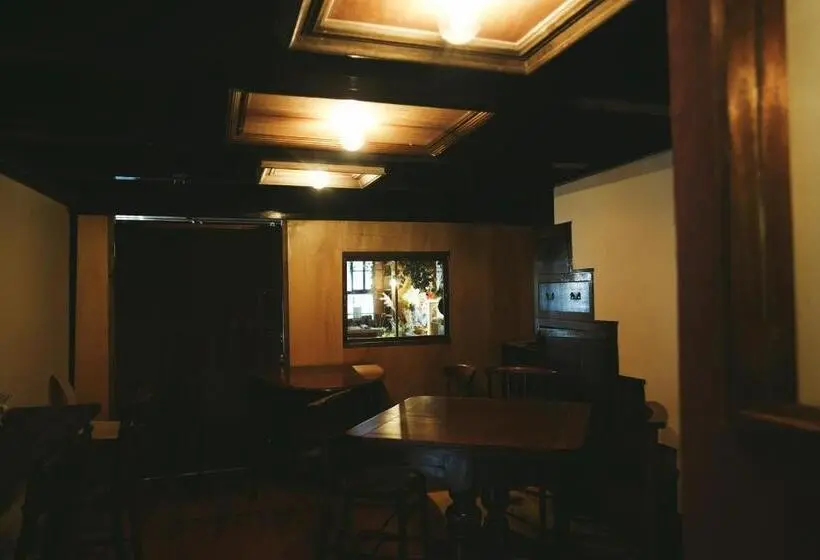 Retkeilymaja はたご屋 霧中