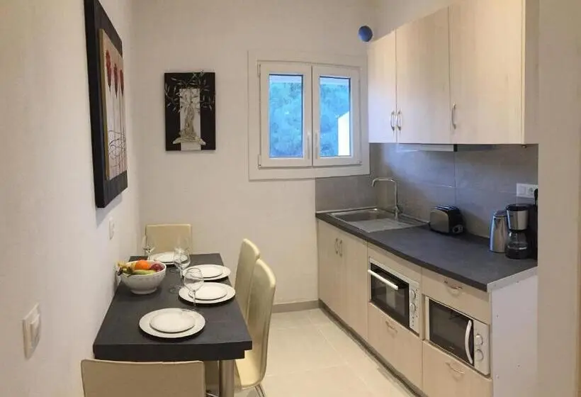 The Central Suites