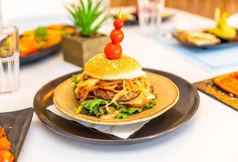 Giramar Apartamentos Turisticos