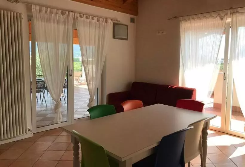 ホテル Agriturismo Maso Bergot