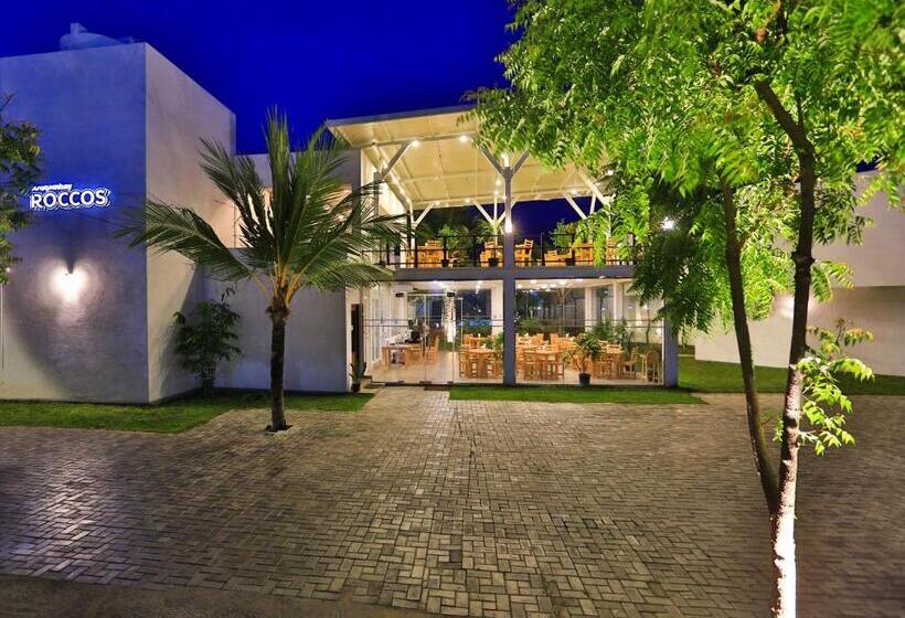 酒店 Arugambay Roccos