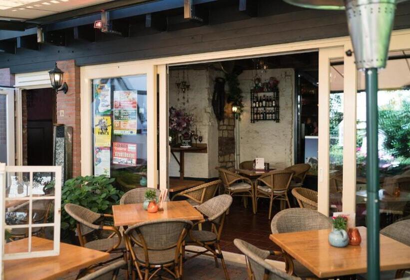 בית מלון כפרי Gasterij De Poort