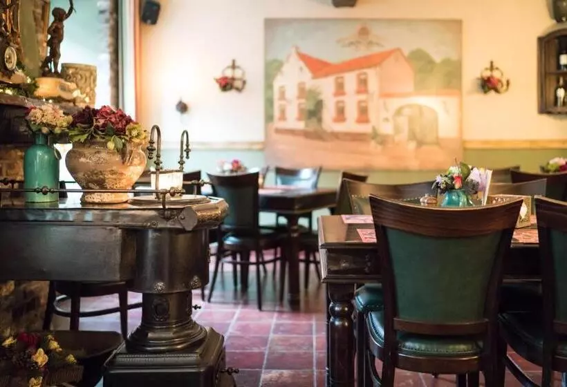 Hotelli Gasterij De Poort