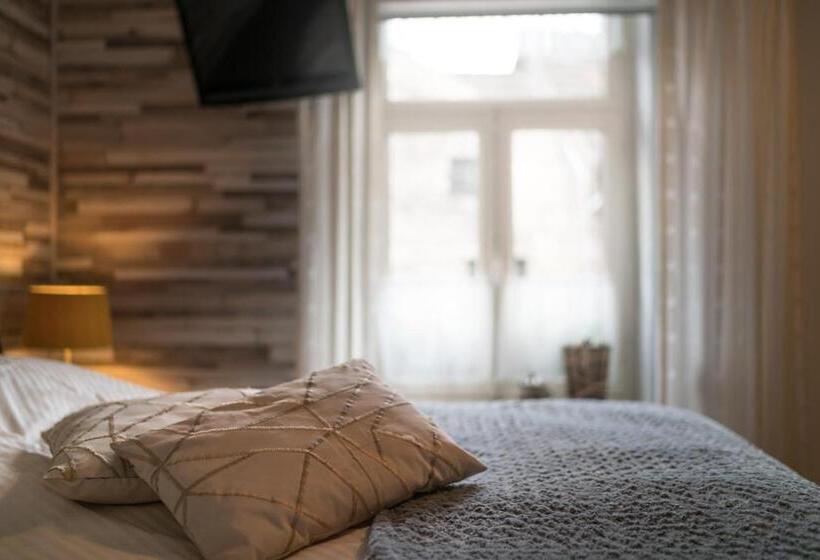 בית מלון כפרי Gasterij De Poort