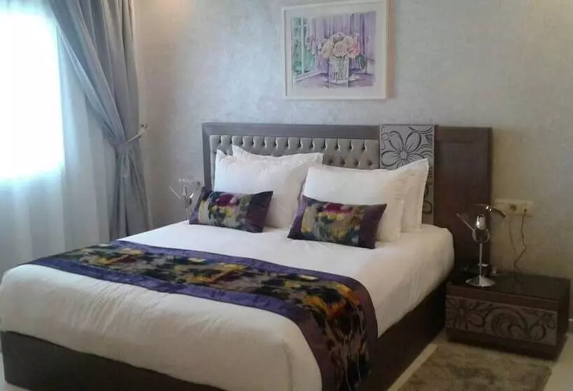 Hotelli Hospitality Inn