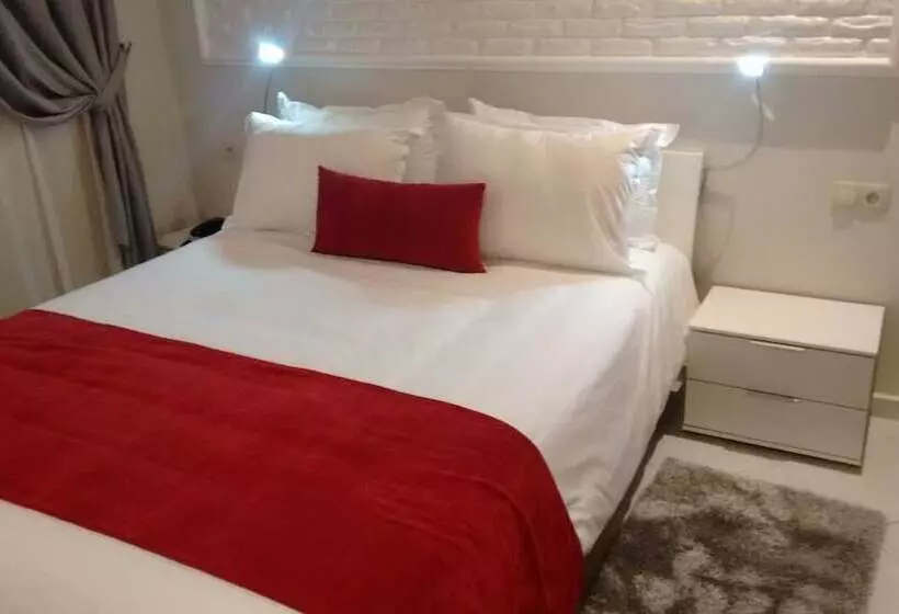 Hotelli Hospitality Inn