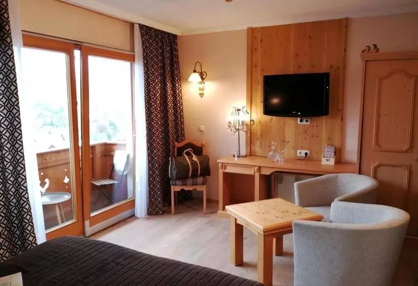 Hotelli Landhaus Talblick  Boutique B&b Pension Gästehaus