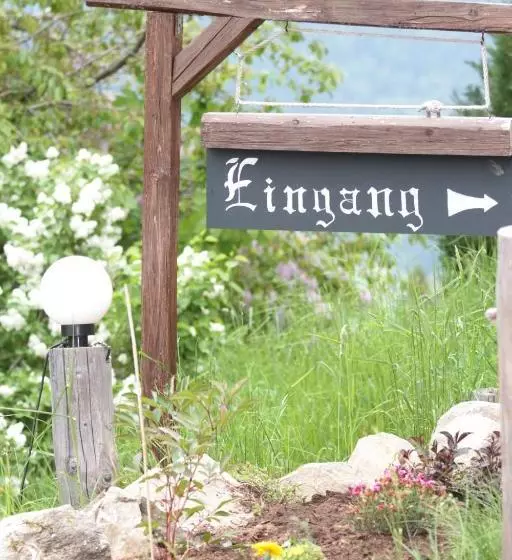 ペンション Berggasthof Schwaigerhof