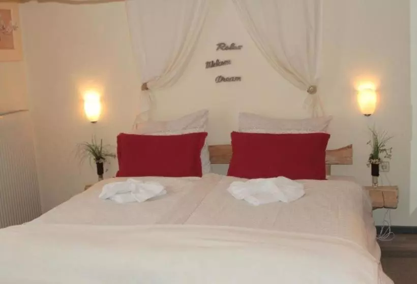 ペンション Berggasthof Schwaigerhof