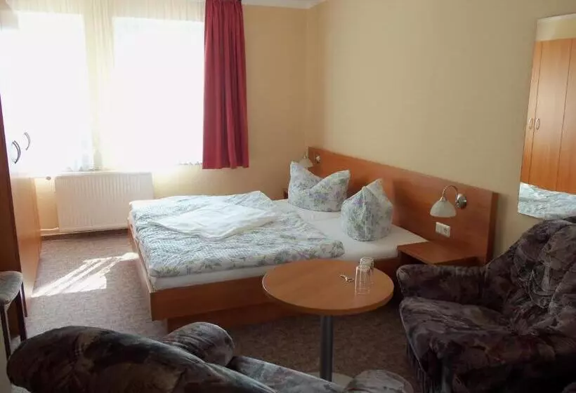 Majatalo Garni Zum Goldenen Ring