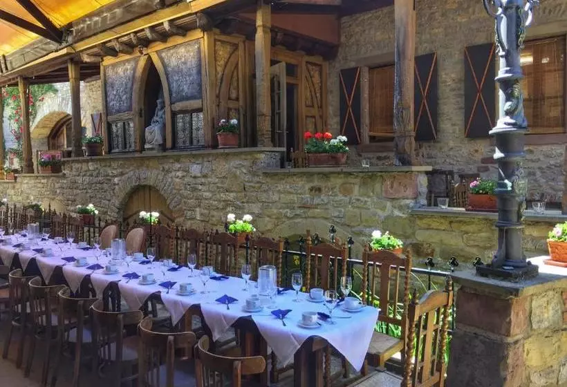 ペンション Gasthaus Loewenthor & Hotel Hahn