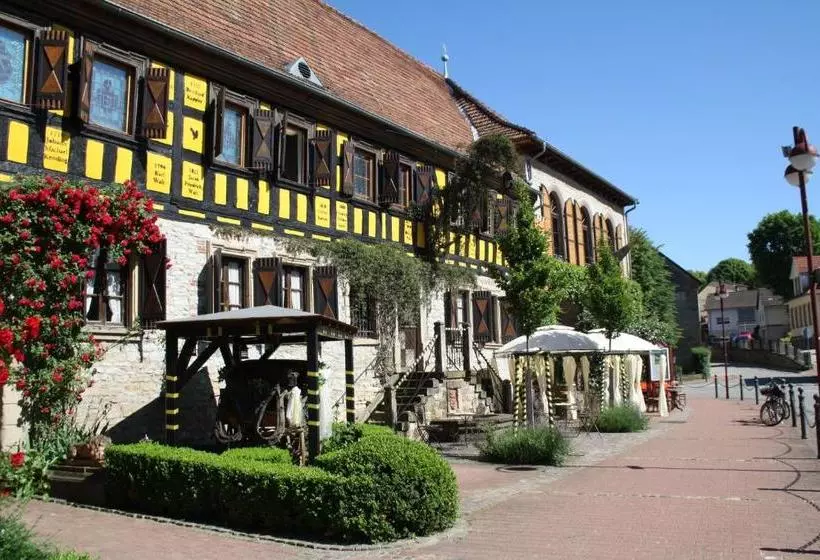 ペンション Gasthaus Loewenthor & Hotel Hahn