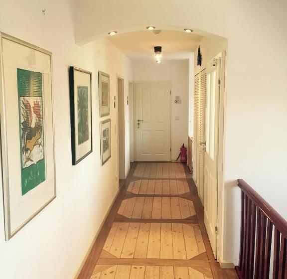 펜션 Gasthaus Loewenthor & Hotel Hahn