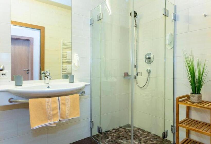 פנסיון Klawunn Hotel & Apartement