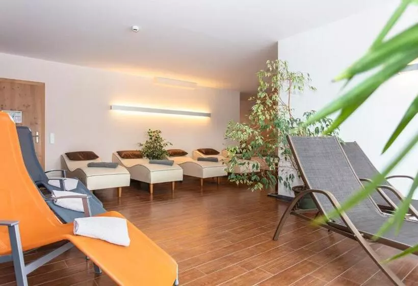 ペンション Klawunn Hotel & Apartement