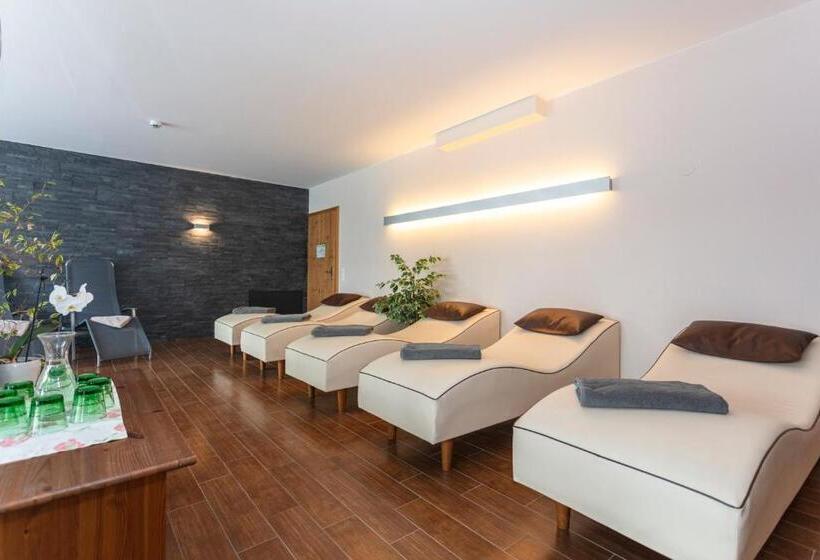 פנסיון Klawunn Hotel & Apartement