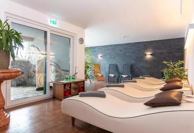 ペンション Klawunn Hotel & Apartement