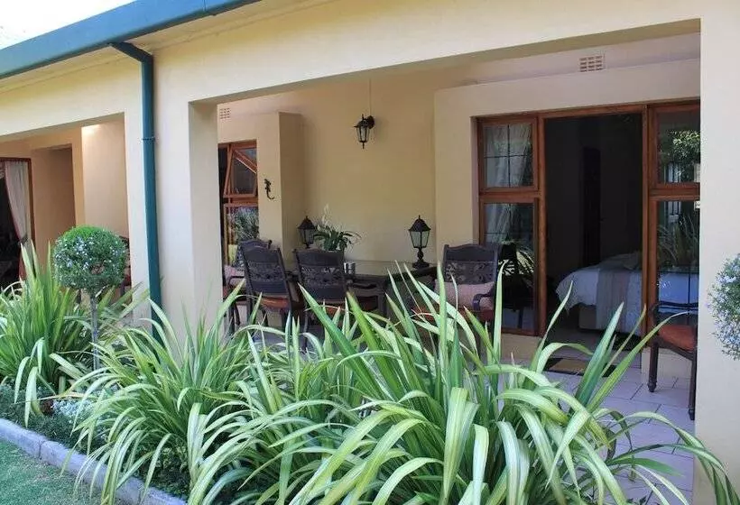ペンション Lamor Guest House