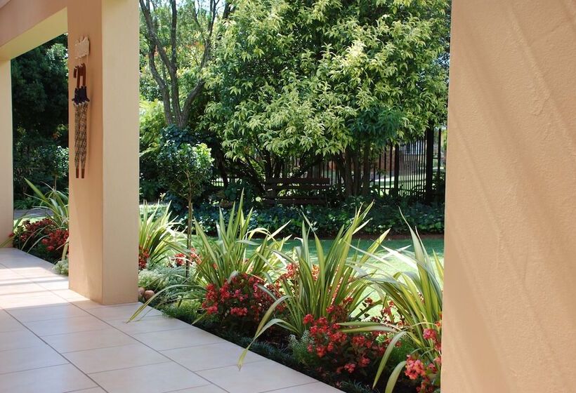 ペンション Lamor Guest House