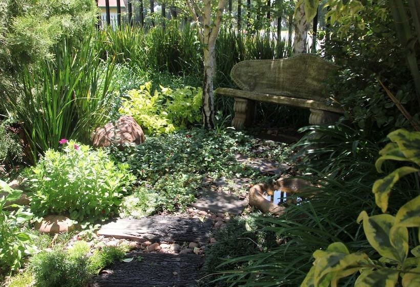 ペンション Lamor Guest House